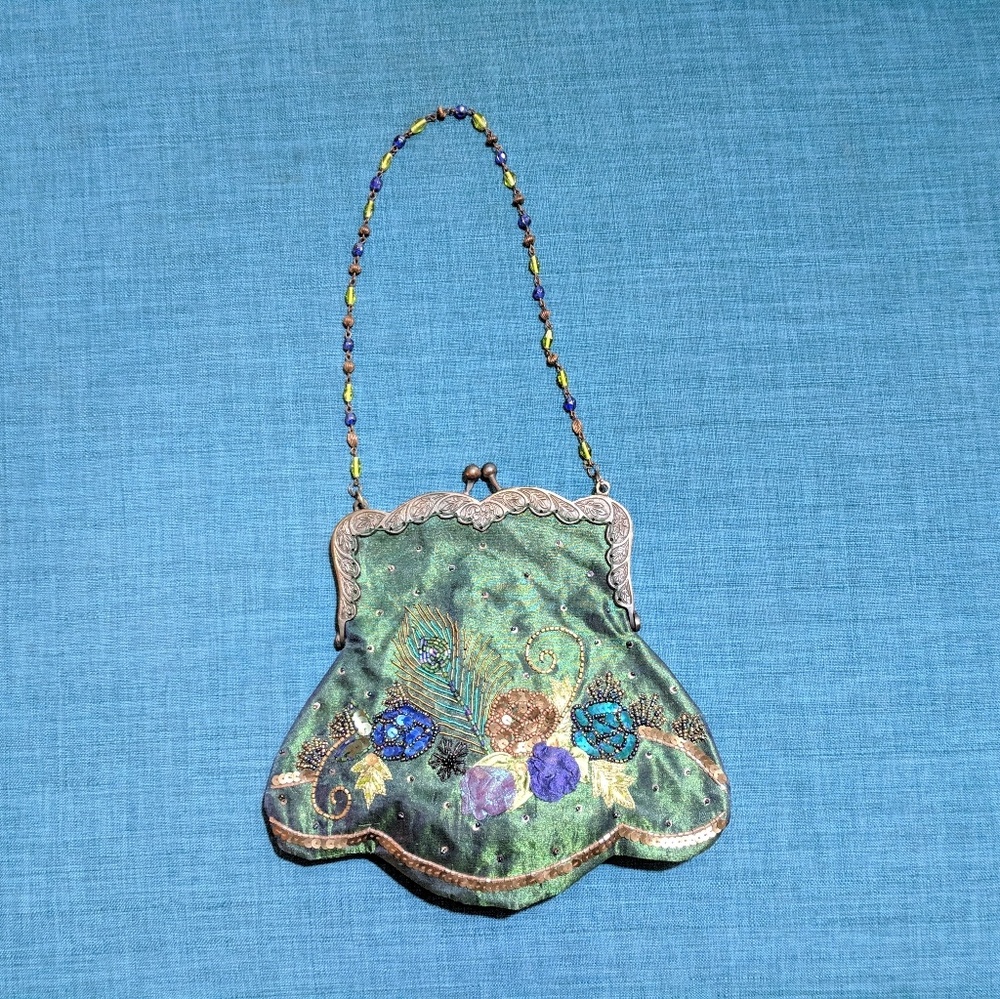 Vintage Green Satin Beaded Snap Closure Purse - Picture 2 of 5